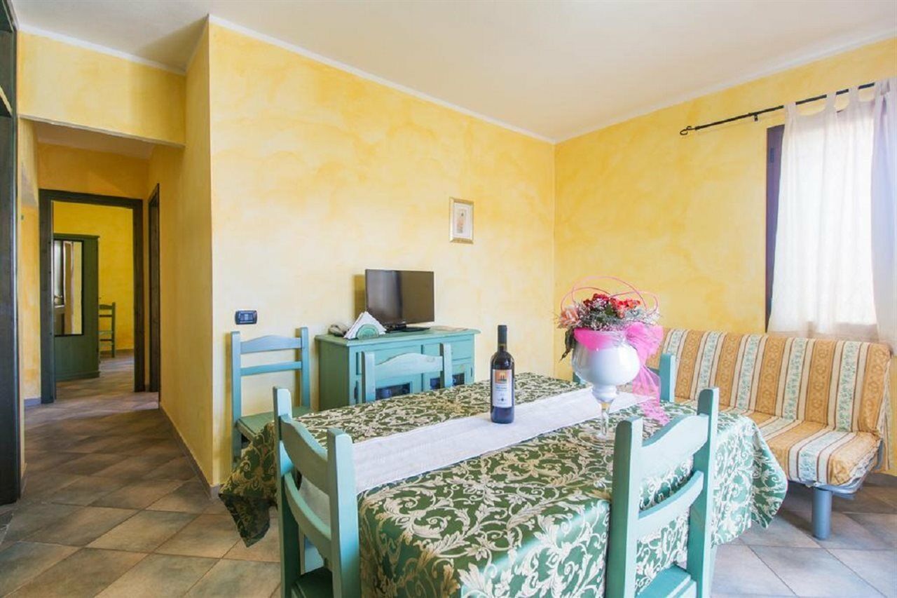 Albergo Residenziale Gli Ontani Cala Liberotto Bagian luar foto